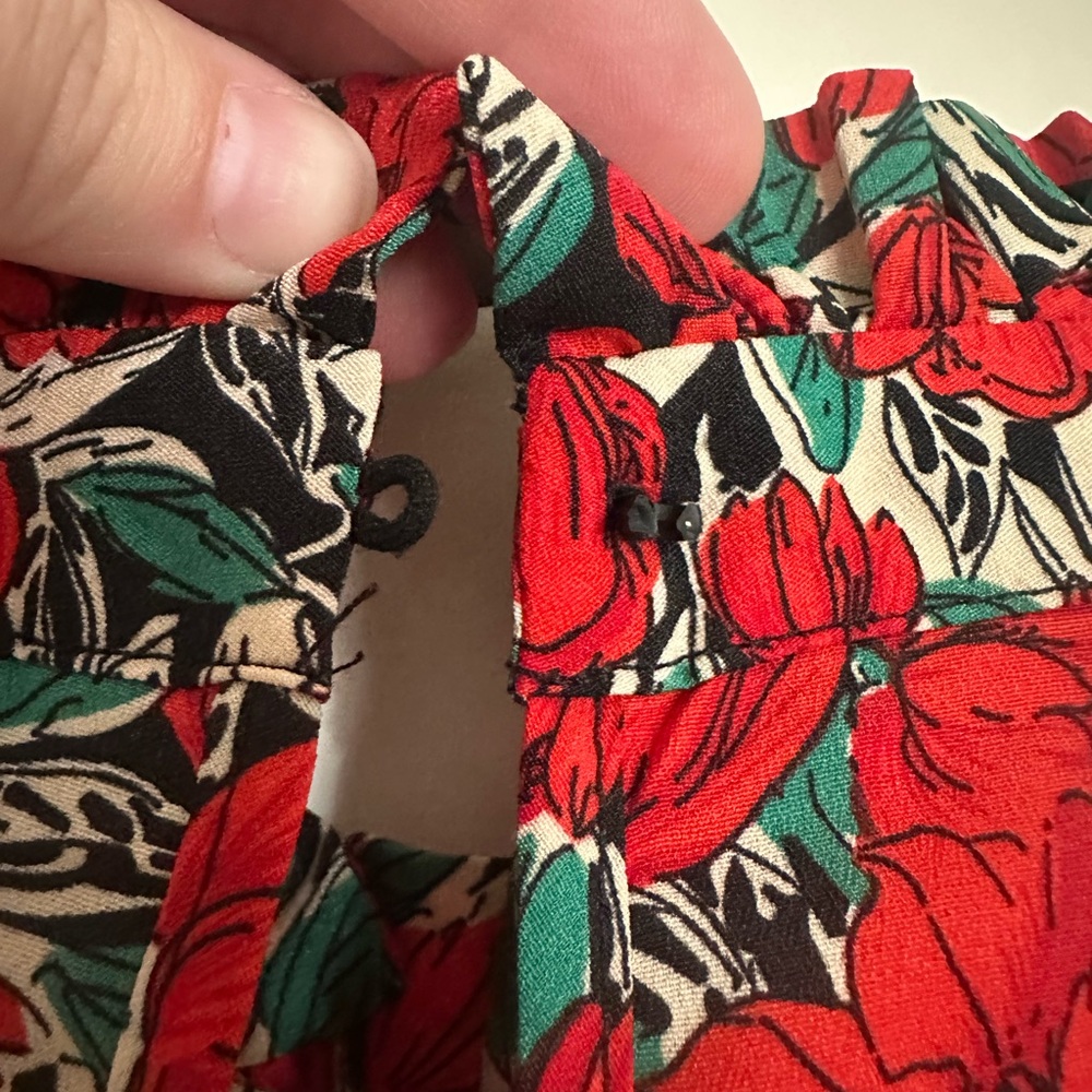 Red Floral Ruffle Hem Dress - Picture 3 of 4